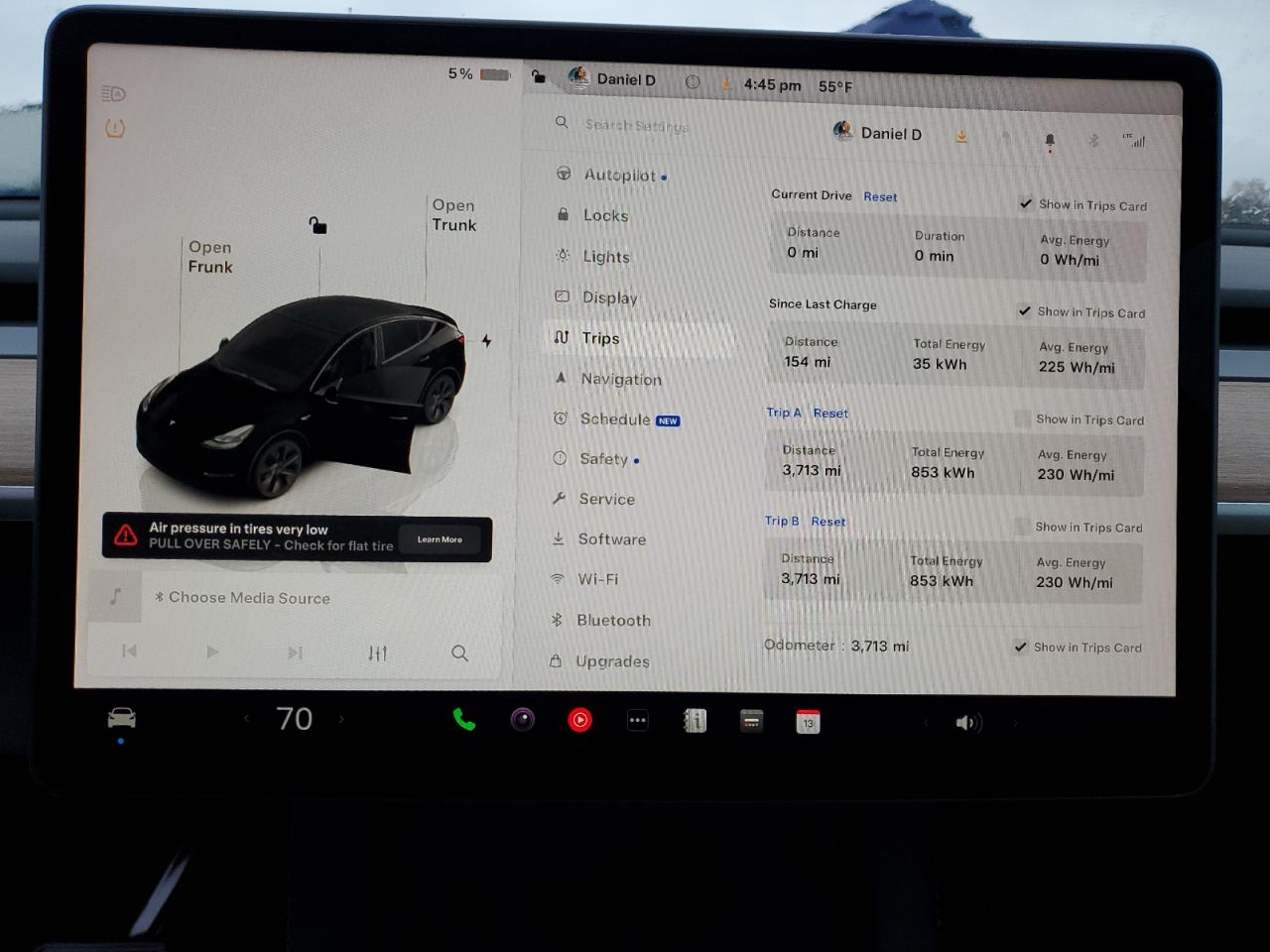 2024 TESLA MODEL Y  VIN:7SAYGDED0RA316532