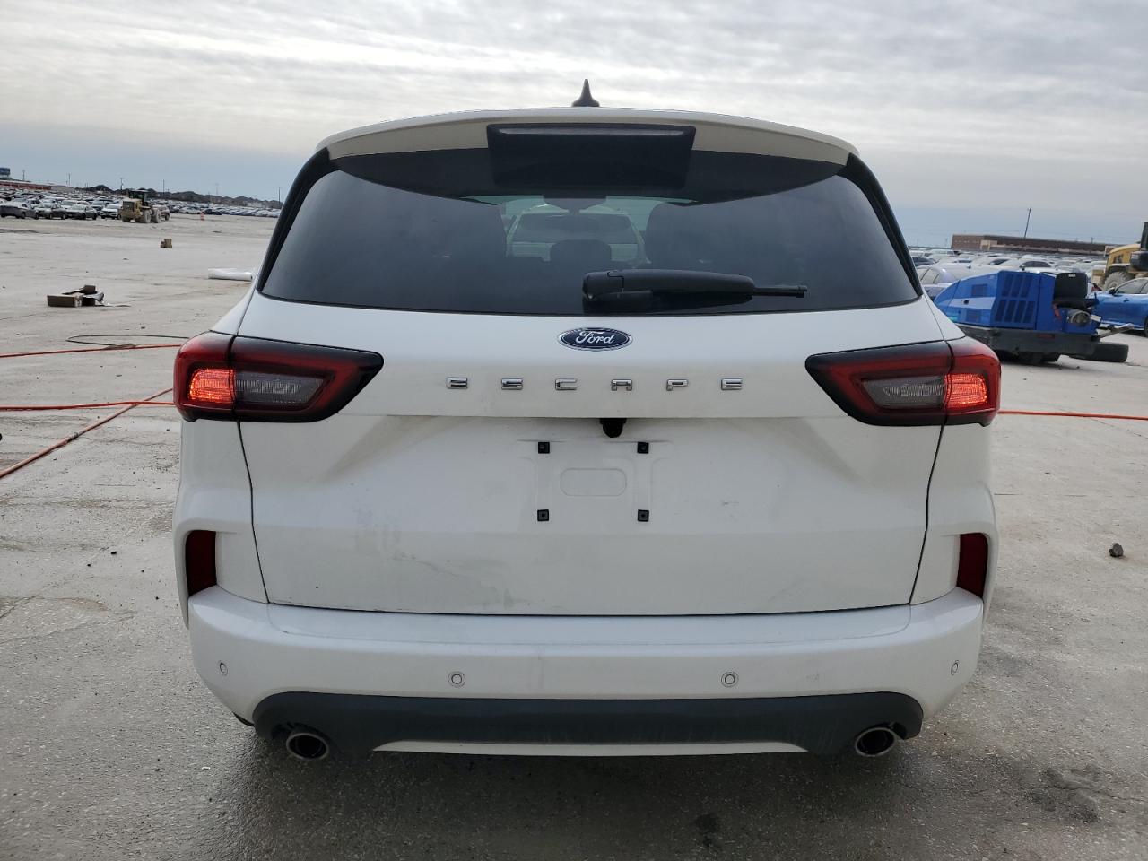 2023 FORD ESCAPE ST LINE VIN:1FMCU0MN5PUA86881