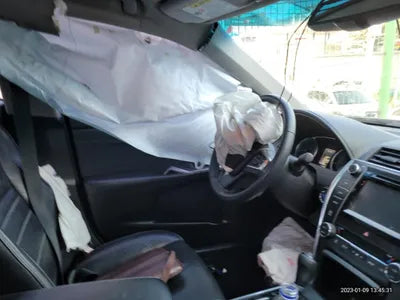 2015 Toyota Camry VIN: