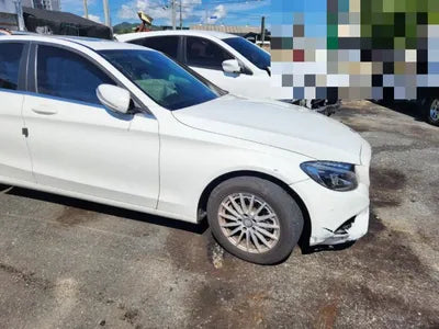 2015 Mercedes-Benz C 200 VIN: