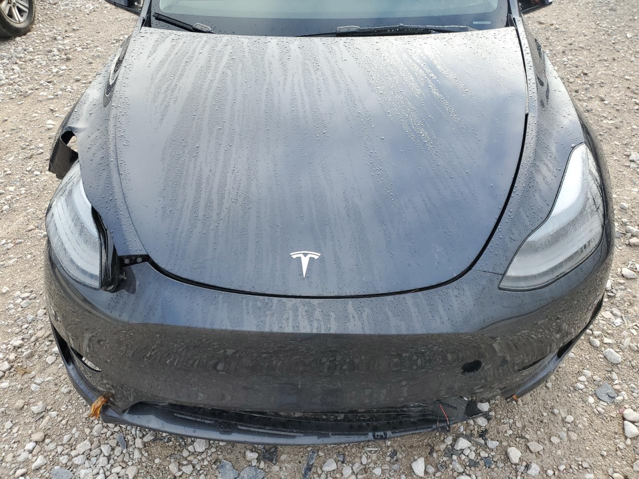 2024 TESLA MODEL Y  VIN:7SAYGDEE6RA273503