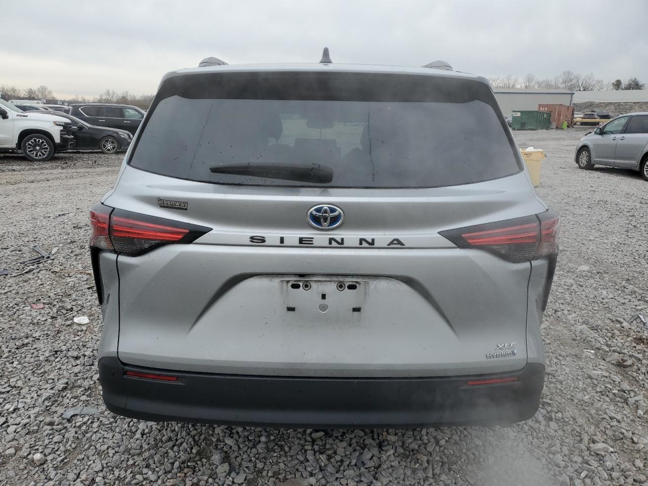 2022 TOYOTA SIENNA XLE VIN:KMHEC4A49EA117675