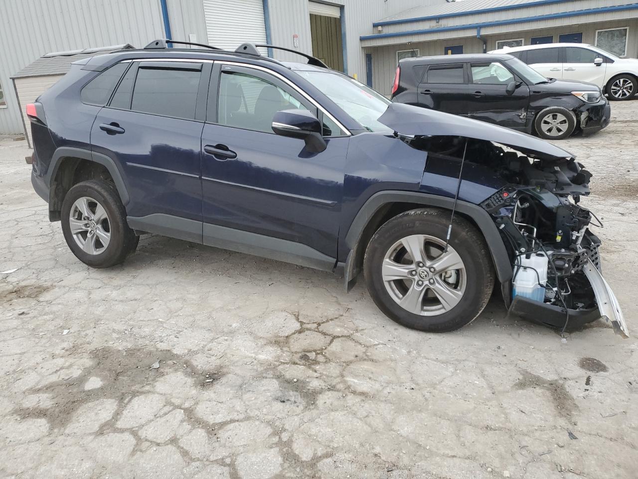 2024 TOYOTA RAV4 XLE VIN:2T3P1RFV4RW418914