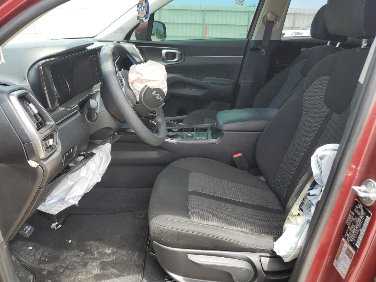 2022 KIA SORENTO LX VIN:5XYRG4LC2NG139130
