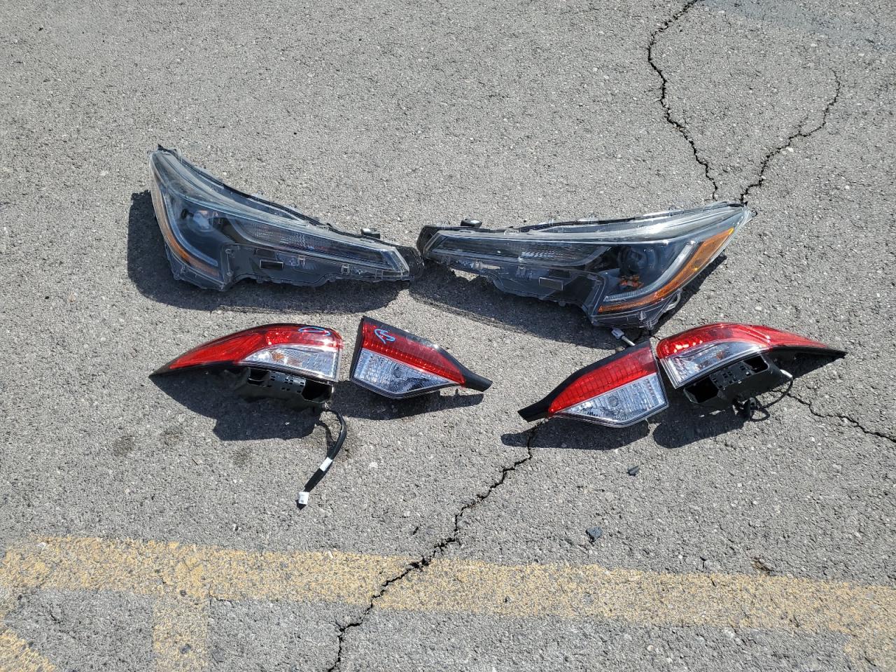 2022 TOYOTA COROLLA LE VIN:5YFEPMAE7NP381989