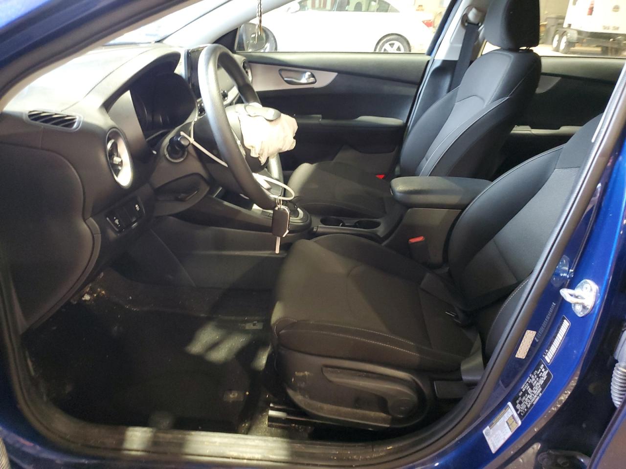 2022 KIA FORTE FE VIN:3KPF24AD2NE499640