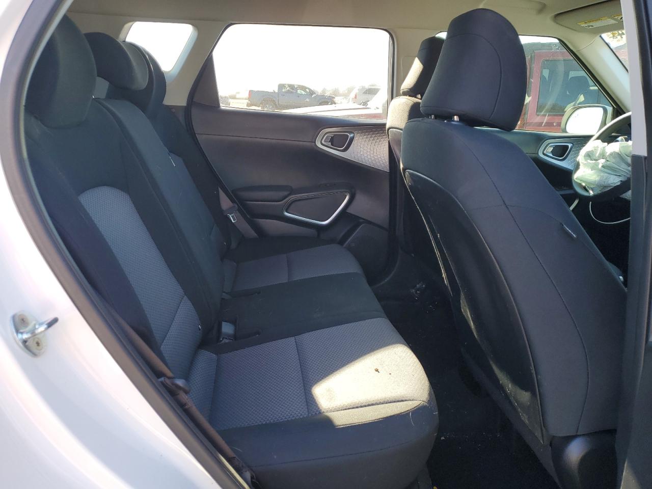 2022 KIA SOUL LX VIN:KNDJ23AU3N7151995