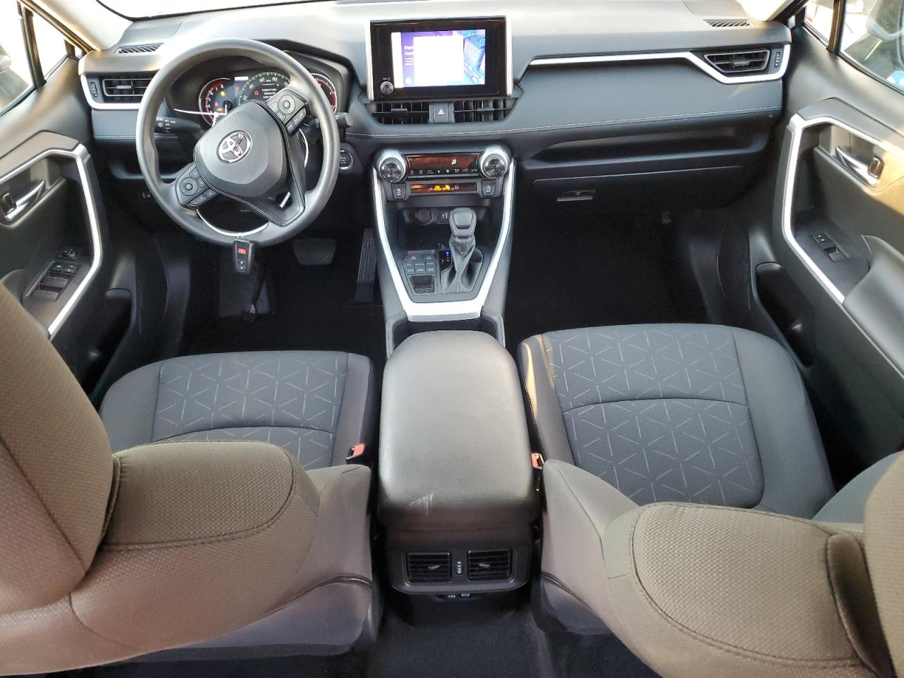2024 TOYOTA RAV4 XLE VIN:2T3P1RFV2RW440295