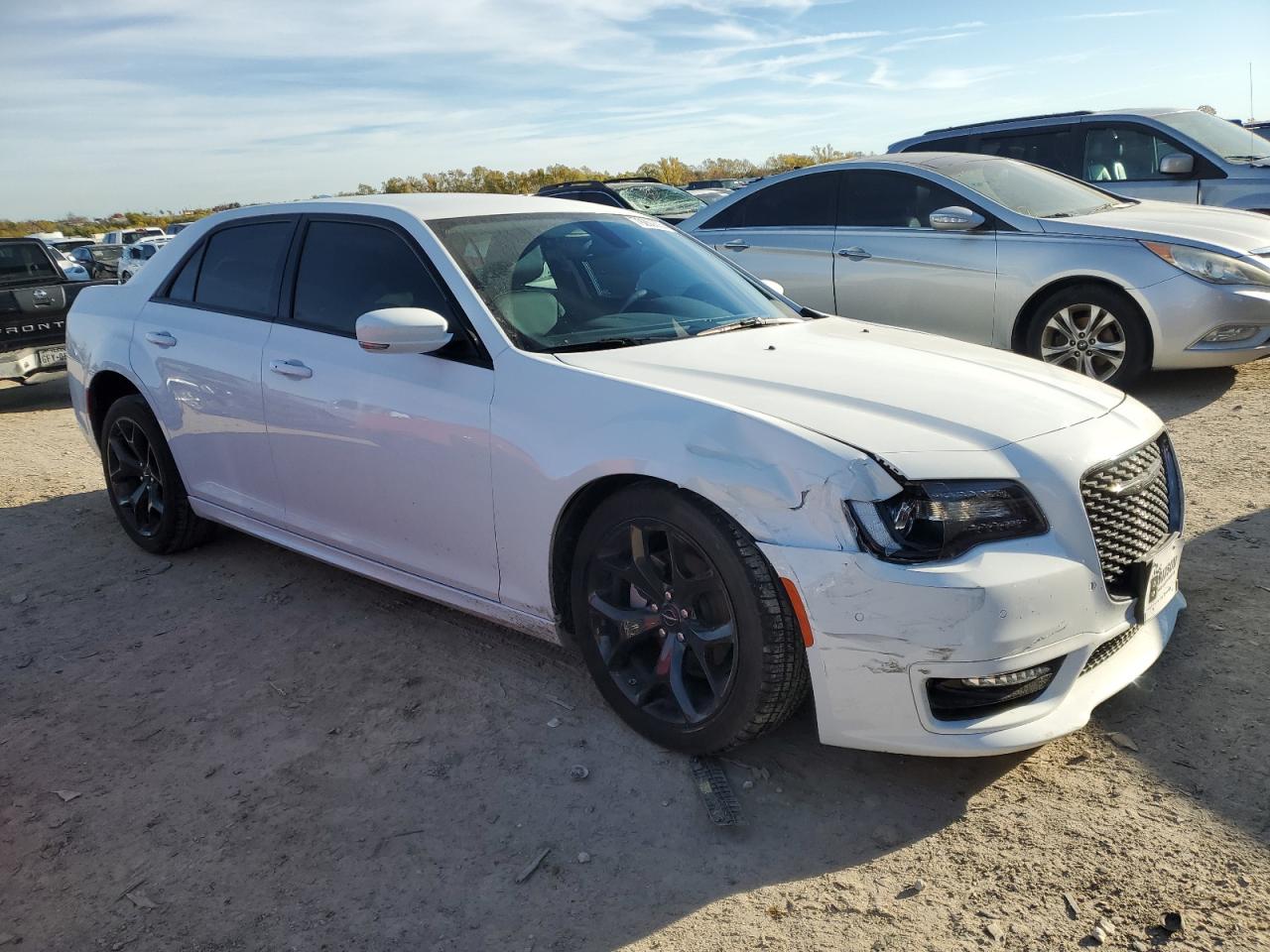 2023 CHRYSLER 300 TOURING L VIN:2C3CCADG3PH511570