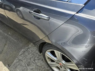 2016 Jaguar XE VIN: