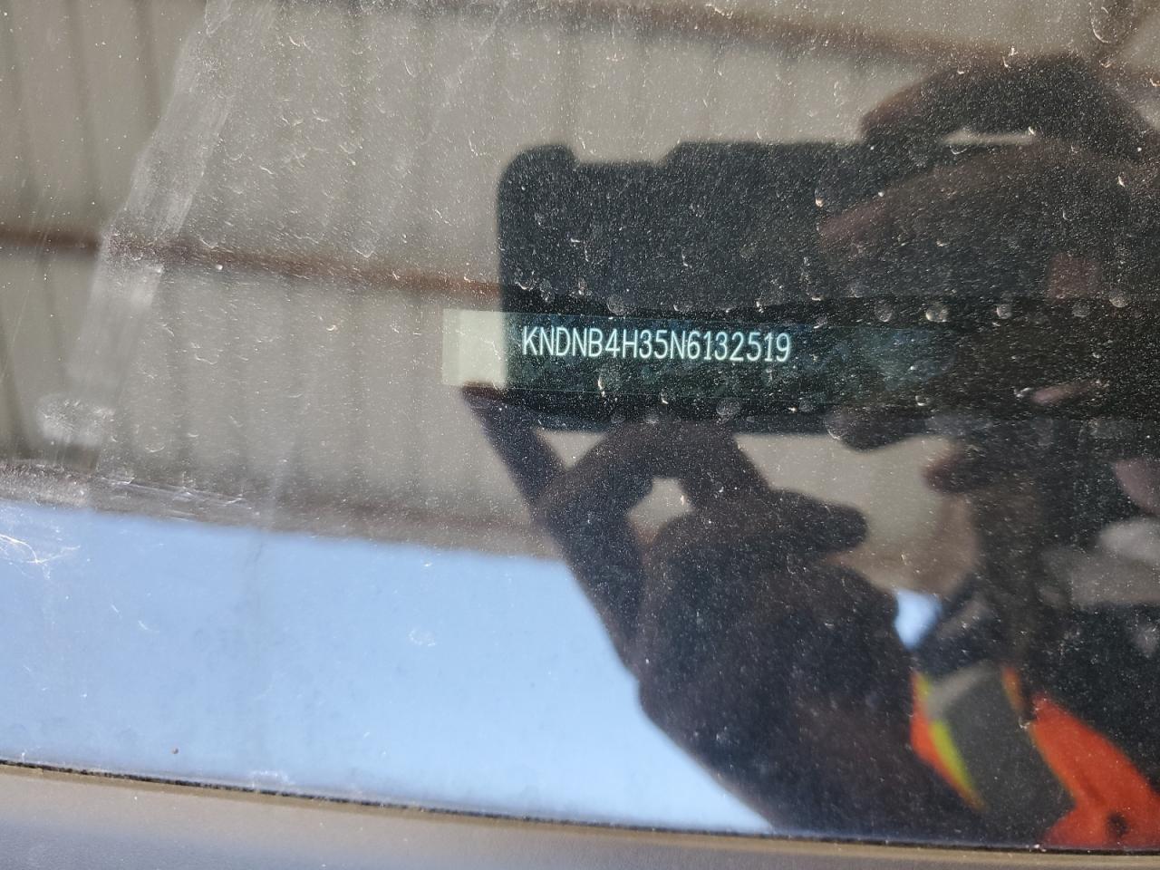 2022 KIA CARNIVAL LX VIN:KNDNB4H35N6132519