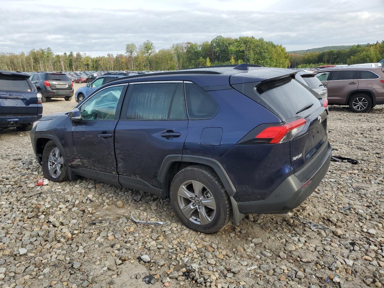 2023 TOYOTA RAV4 XLE VIN:2T3P1RFV5PW405571