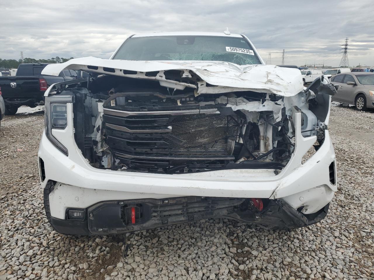 2022 GMC SIERRA K1500 AT4 VIN:3GTPUEEL1NG569431