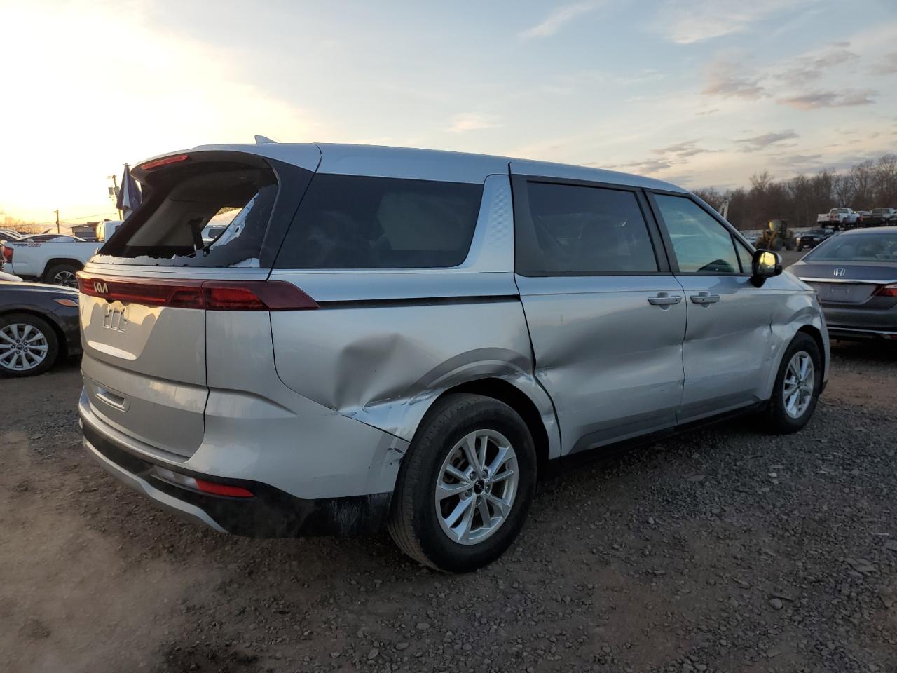 2023 KIA CARNIVAL LX VIN:KNDNB4H32P6256041