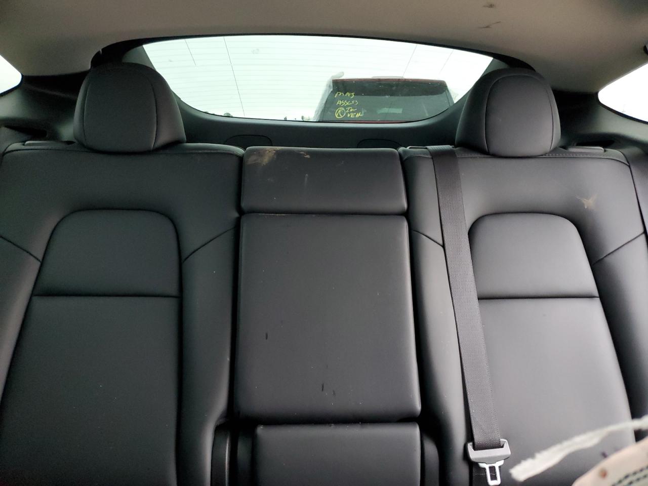 2024 TESLA MODEL Y  VIN:7SAYGDED9RA305643