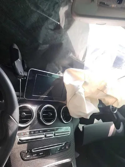 2017 Mercedes-Benz C 200 VIN: