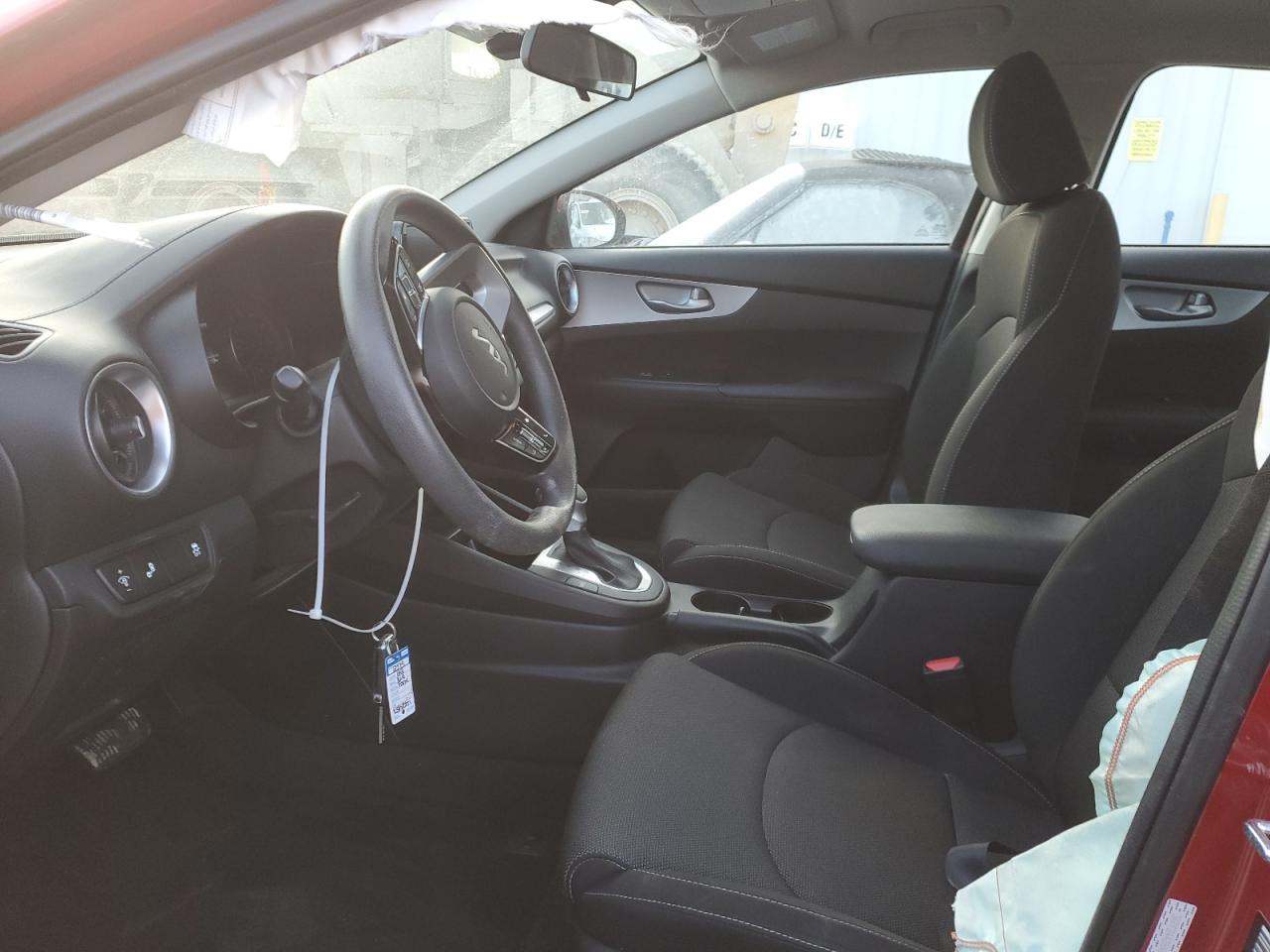 2022 KIA FORTE FE VIN:3KPF24AD8NE492823