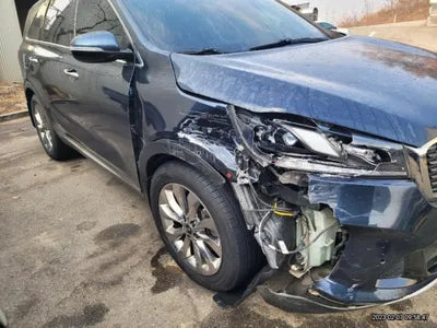 2018 Kia Sorento KNAPS81BDJA448521 VIN:KNAPS81BDJA448521
