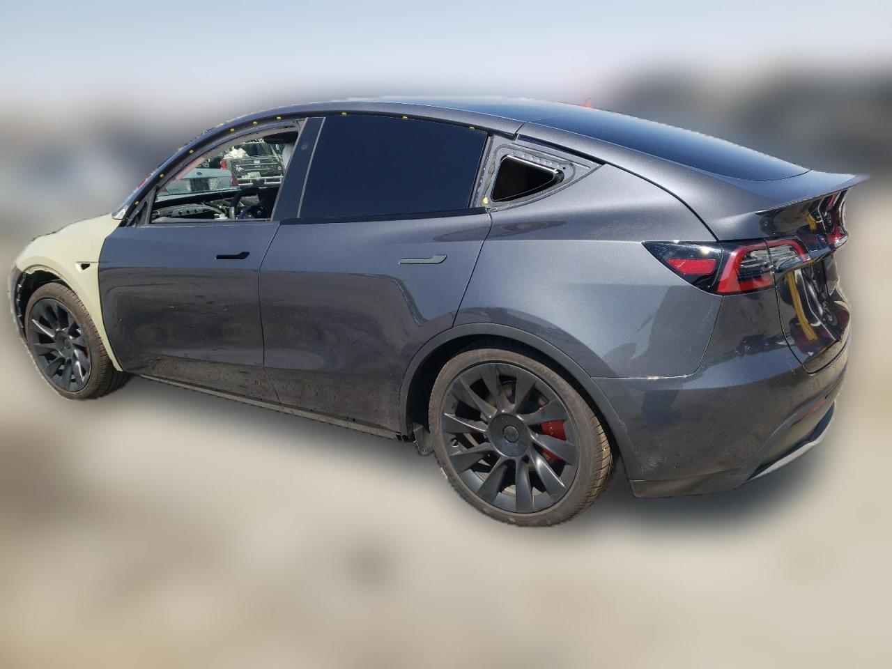 2023 TESLA MODEL Y  VIN:7SAYGDEF8PF921089