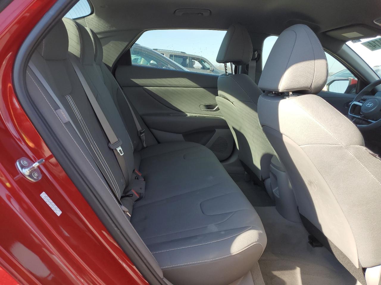 2024 HYUNDAI ELANTRA SEL VIN:KMHLM4DG6RU838132