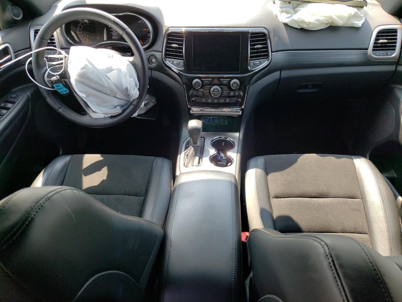 2022 JEEP GRAND CHEROKEE LAREDO E VIN:1C4RJFAG0NC147931
