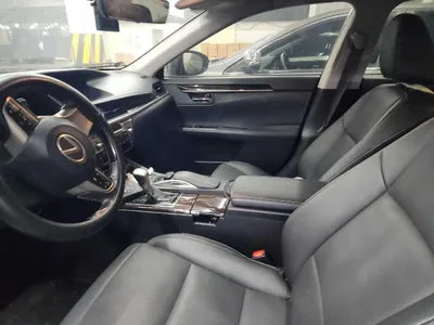 2017 Lexus ES 300 VIN: