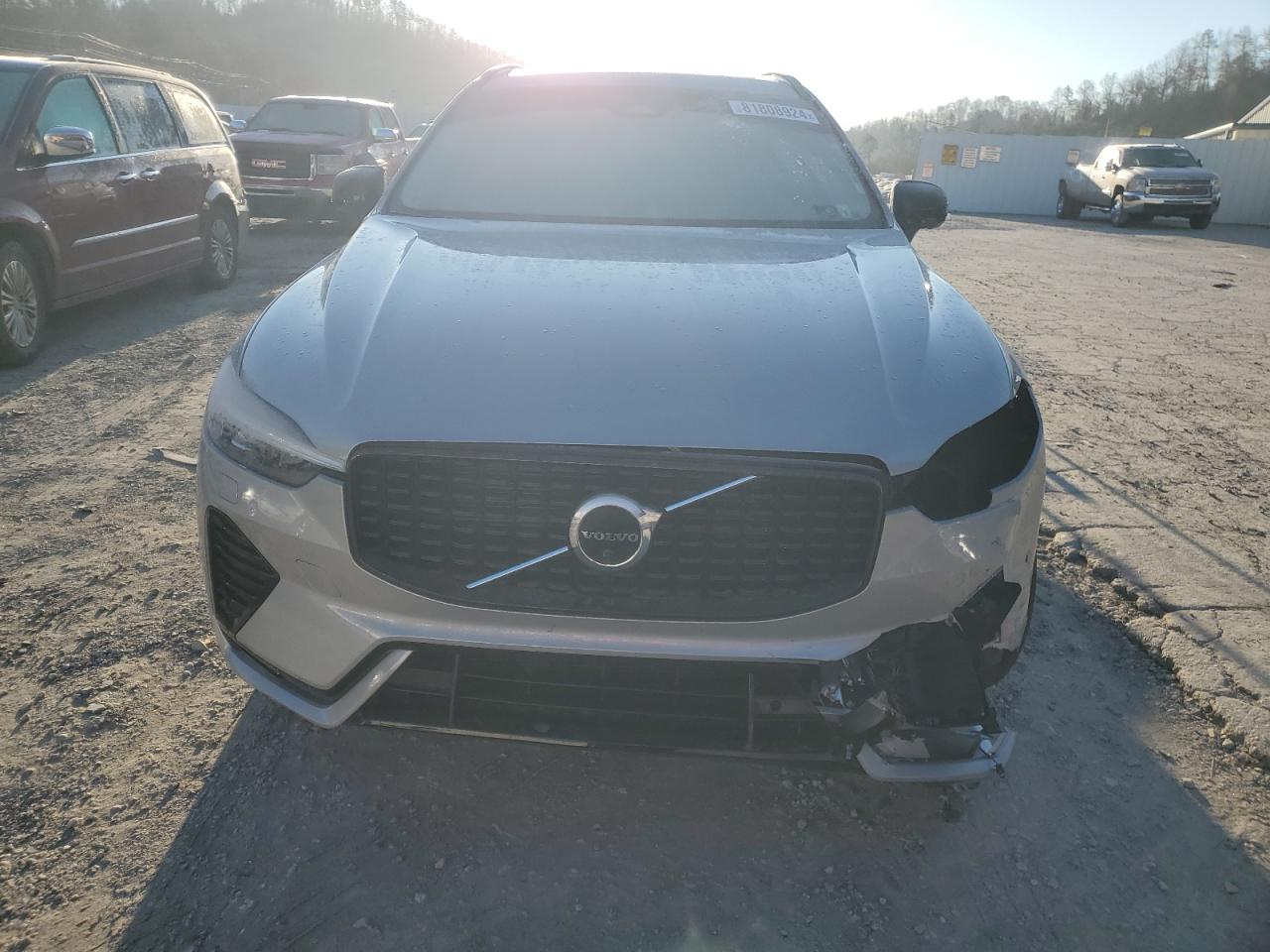 2023 VOLVO XC60 PLUS VIN:YV4L12RW1P1194570