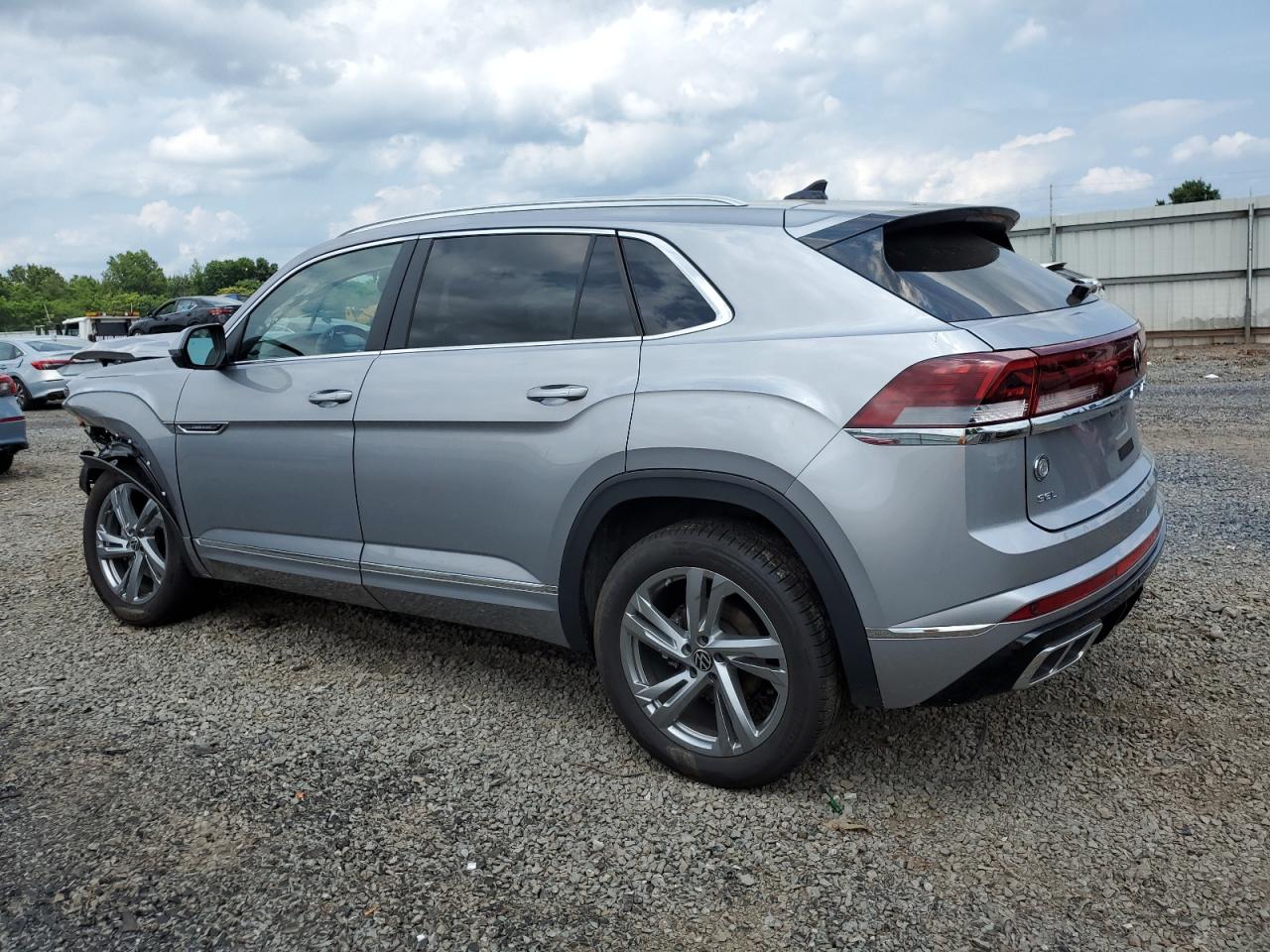 2024 VOLKSWAGEN ATLAS CROSS SPORT SEL R-LINE VIN:1V2AE2CA2RC203360