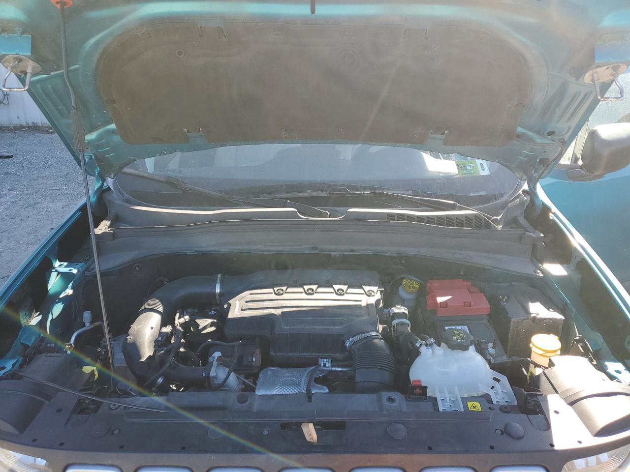 2022 JEEP RENEGADE LATITUDE VIN:ZACNJDB18NPN89748