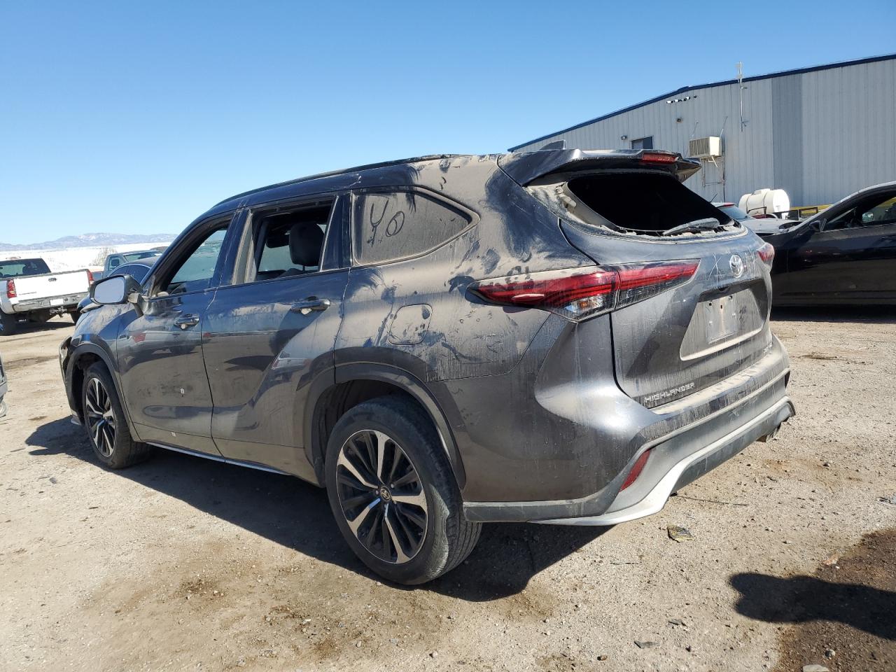 2022 TOYOTA HIGHLANDER XSE VIN:5TDJZRBH9NS164997
