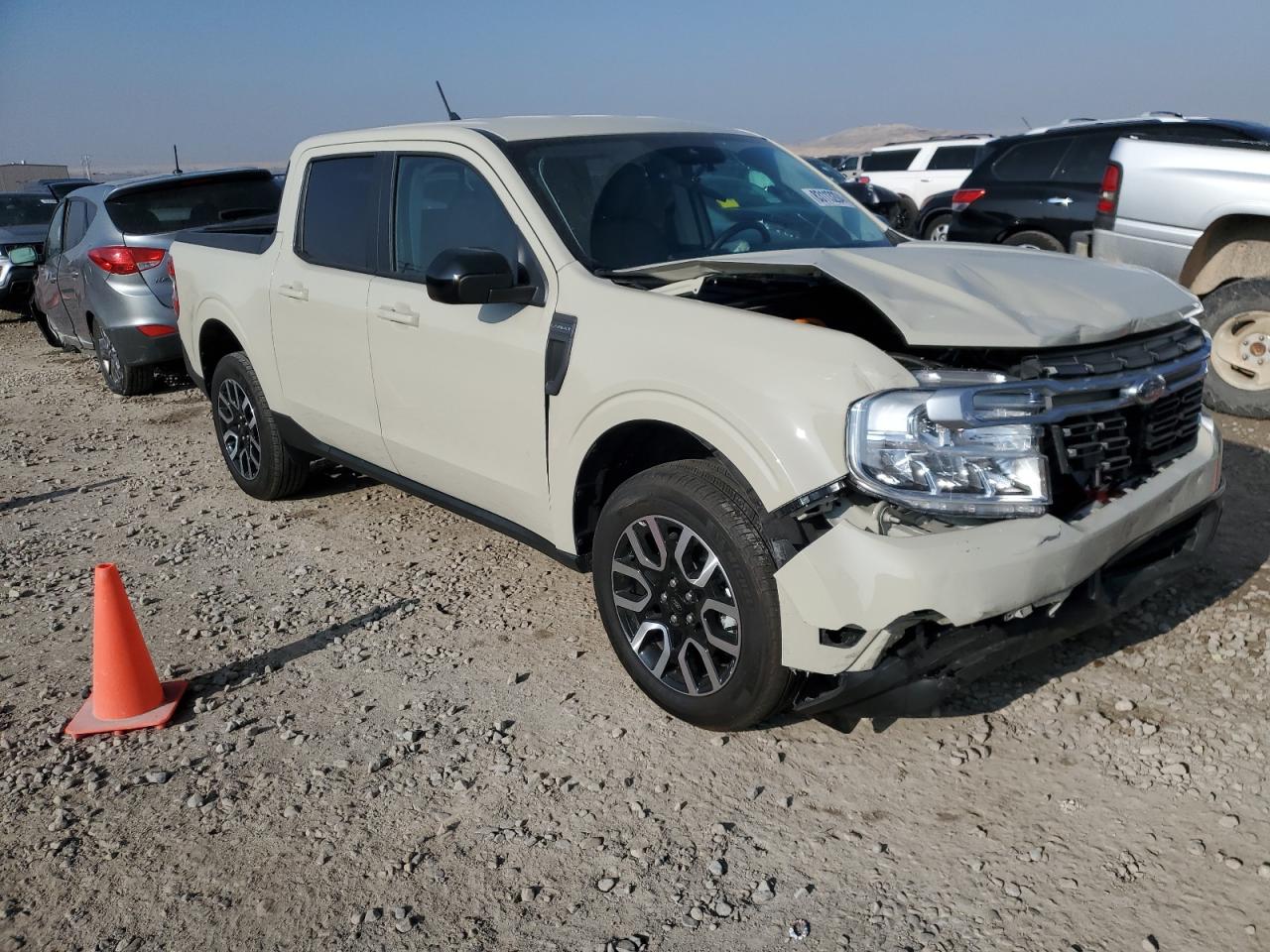 2024 FORD MAVERICK LARIAT VIN:3FTTW8M31RRA45895