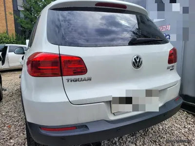 2015 Volkswagen Tiguan VIN: