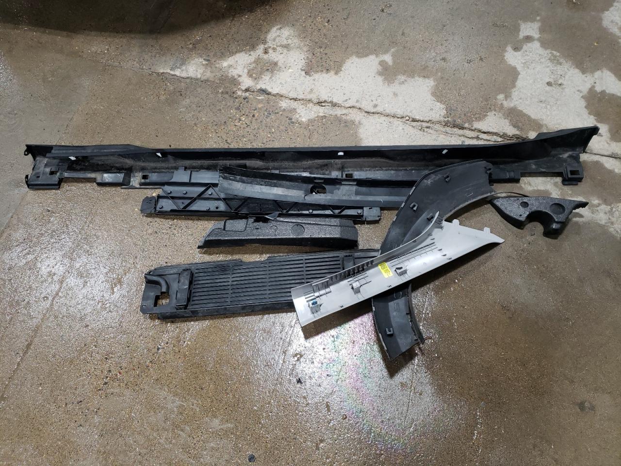 2023 CHEVROLET EQUINOX LT VIN:3GNAXUEG1PS133969