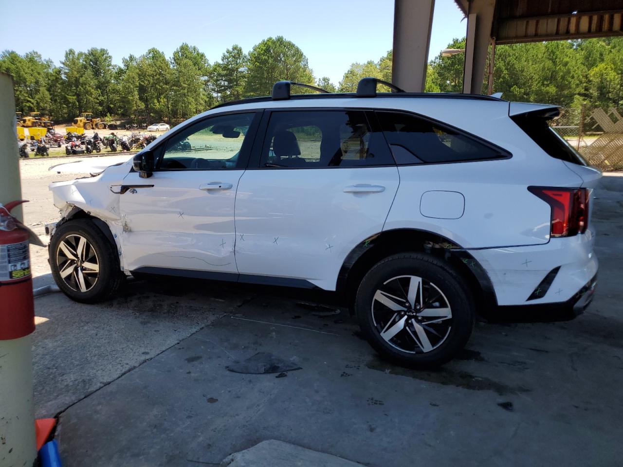 2023 KIA SORENTO EX VIN:5XYRH4LF8PG242157