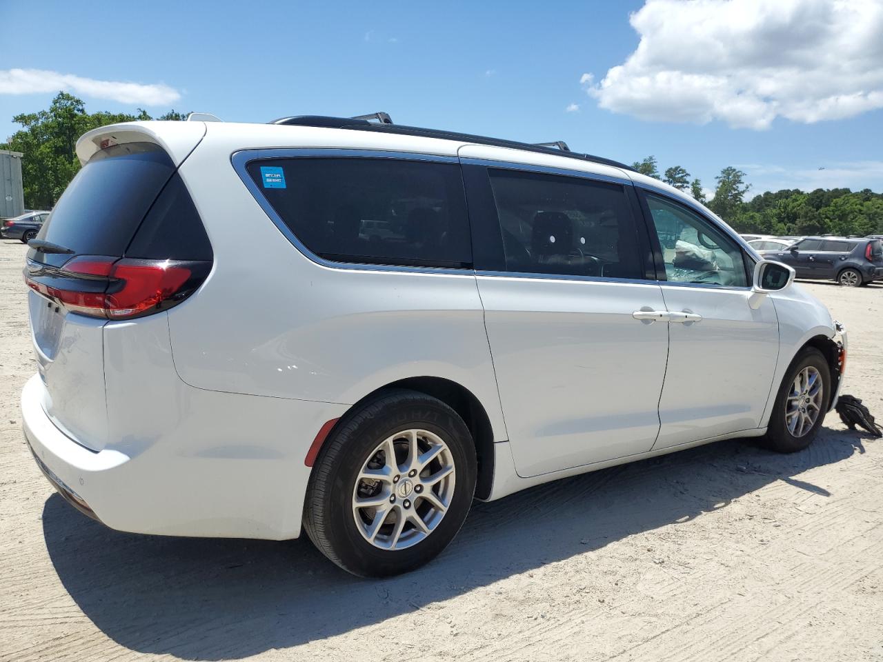 2022 CHRYSLER PACIFICA TOURING L VIN:2C4RC1BG1NR109952