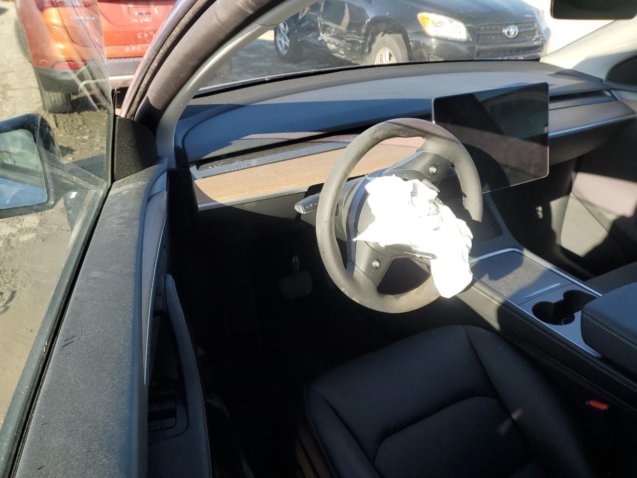 2024 TESLA MODEL Y  VIN:7SAYGDEE5RA274867