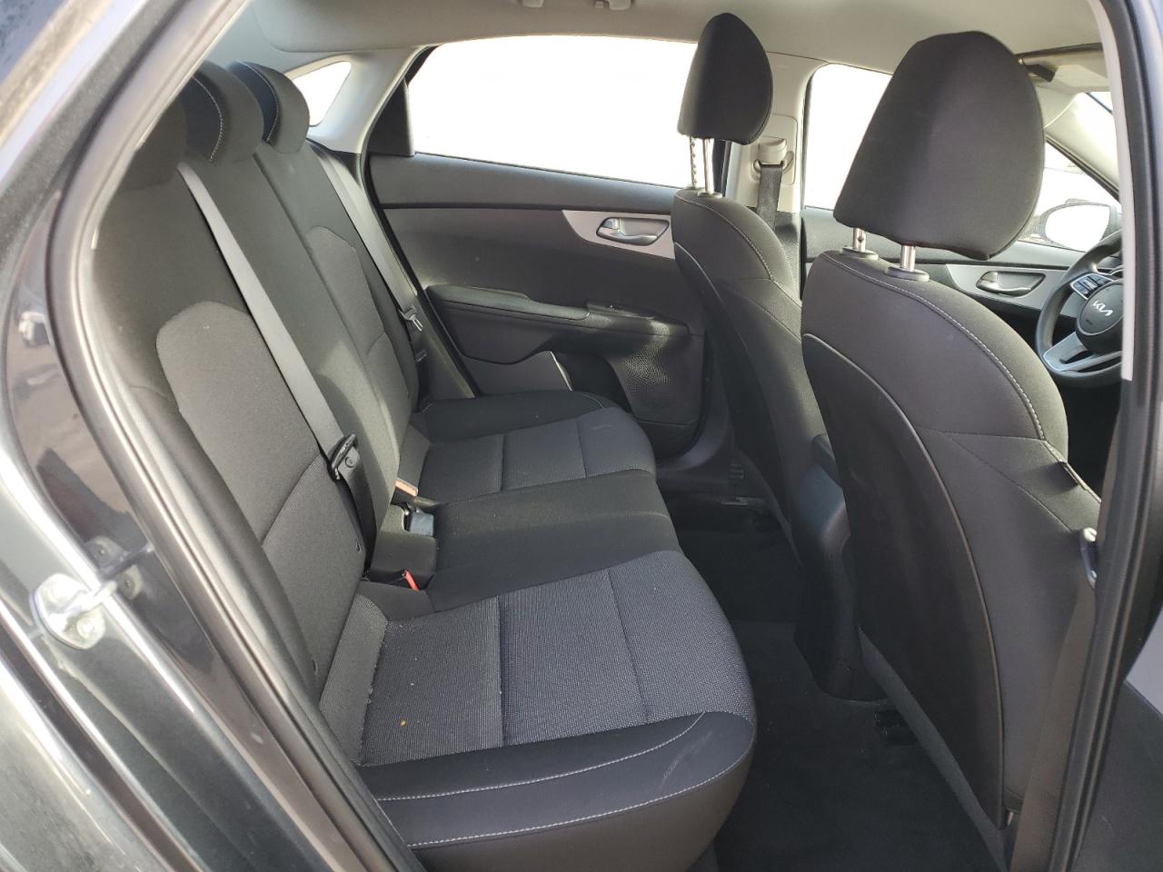2022 KIA FORTE FE VIN:3KPF24AD4NE427872