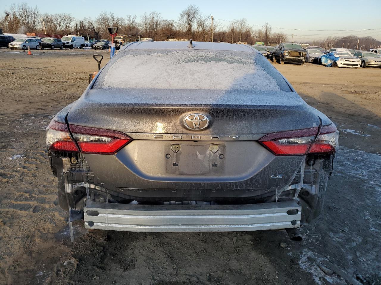 2022 TOYOTA CAMRY LE VIN:4T1C11AK6NU640046