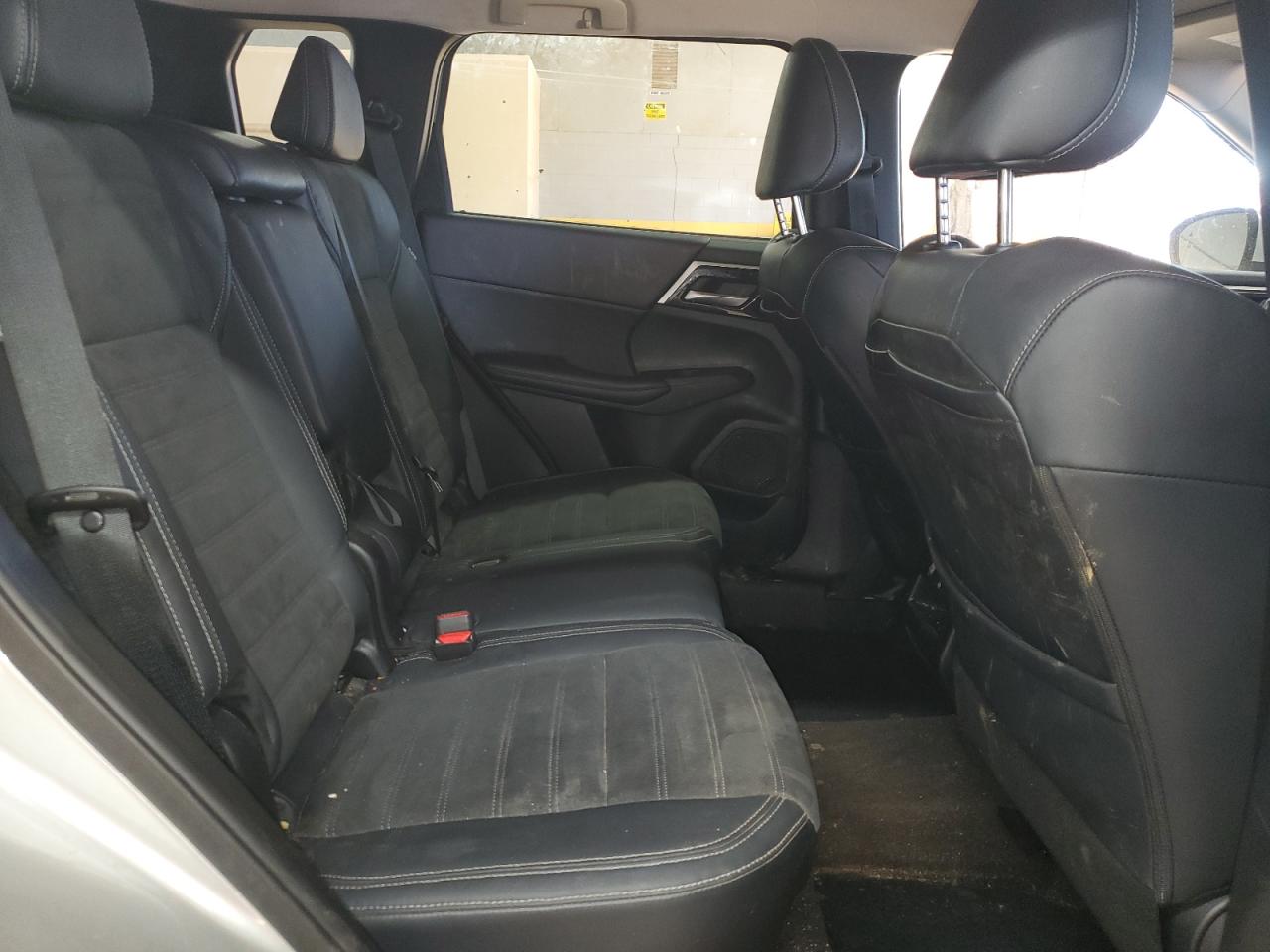 2023 MITSUBISHI OUTLANDER SE VIN:JA4J3UA83PZ056165