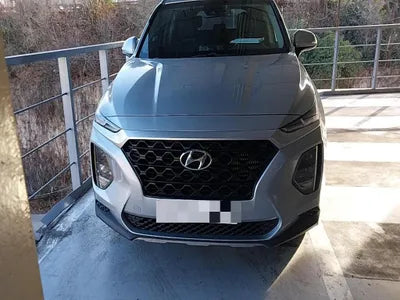 2018 Hyundai Santa FE VIN: