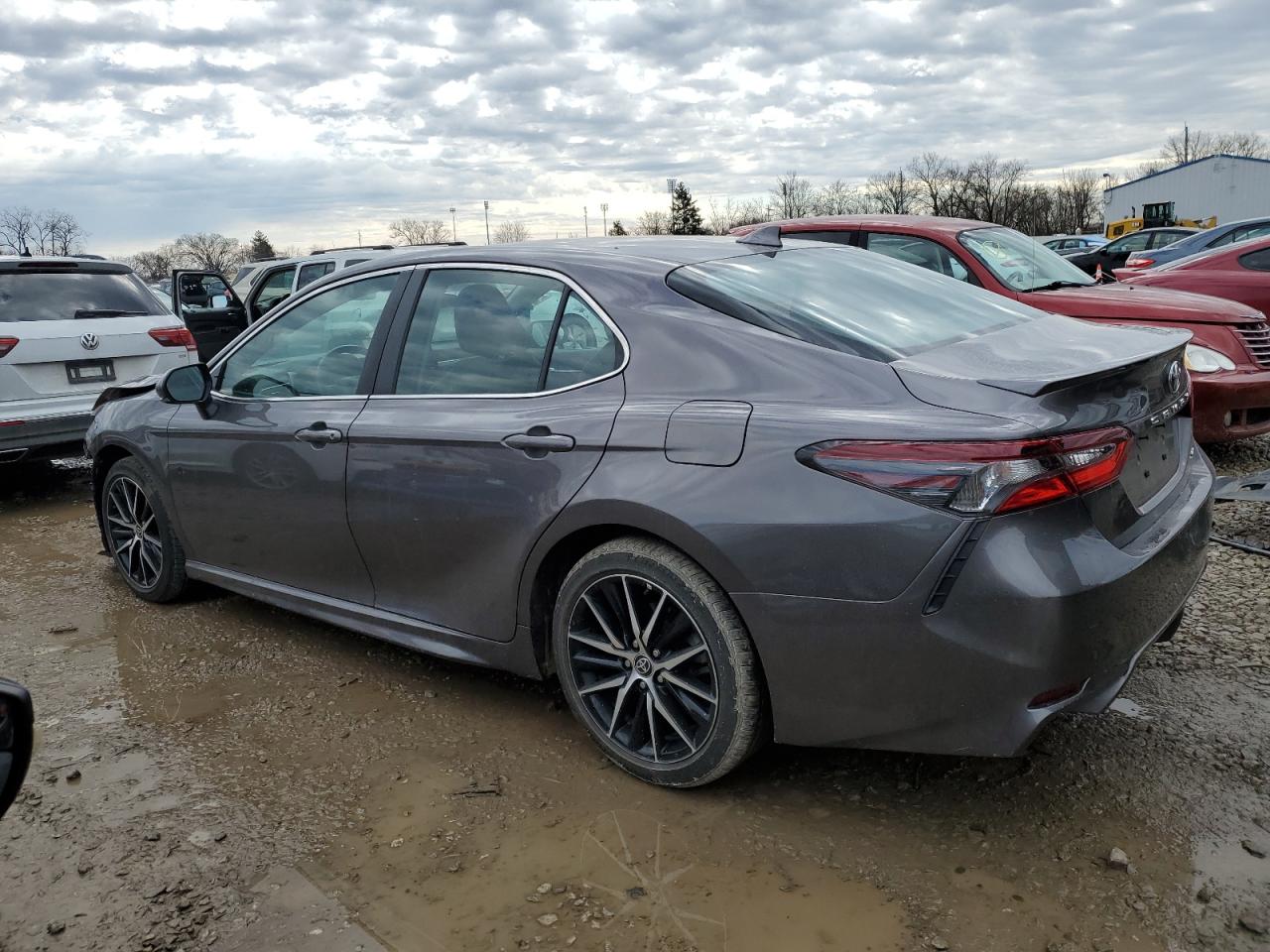 2024 TOYOTA CAMRY SE NIGHT SHADE VIN:4T1G11AK3RU841233