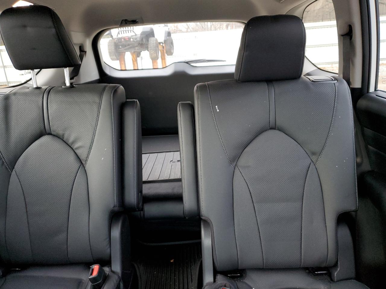 2024 TOYOTA GRAND HIGHLANDER XLE VIN:5TDAAAB59RS040670