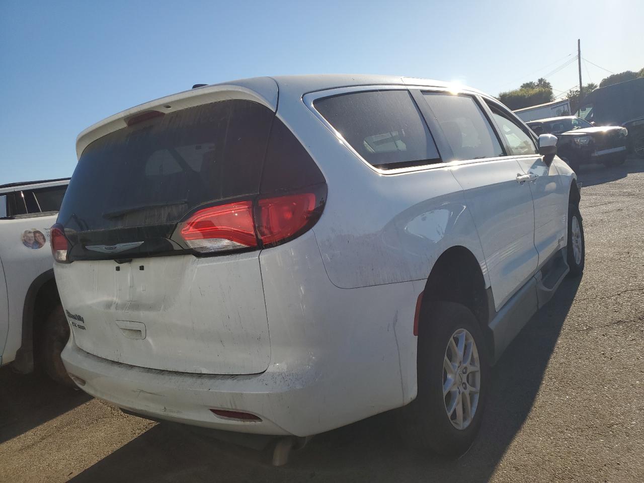 2022 CHRYSLER VOYAGER LX VIN:2C4RC1CGXNR172269