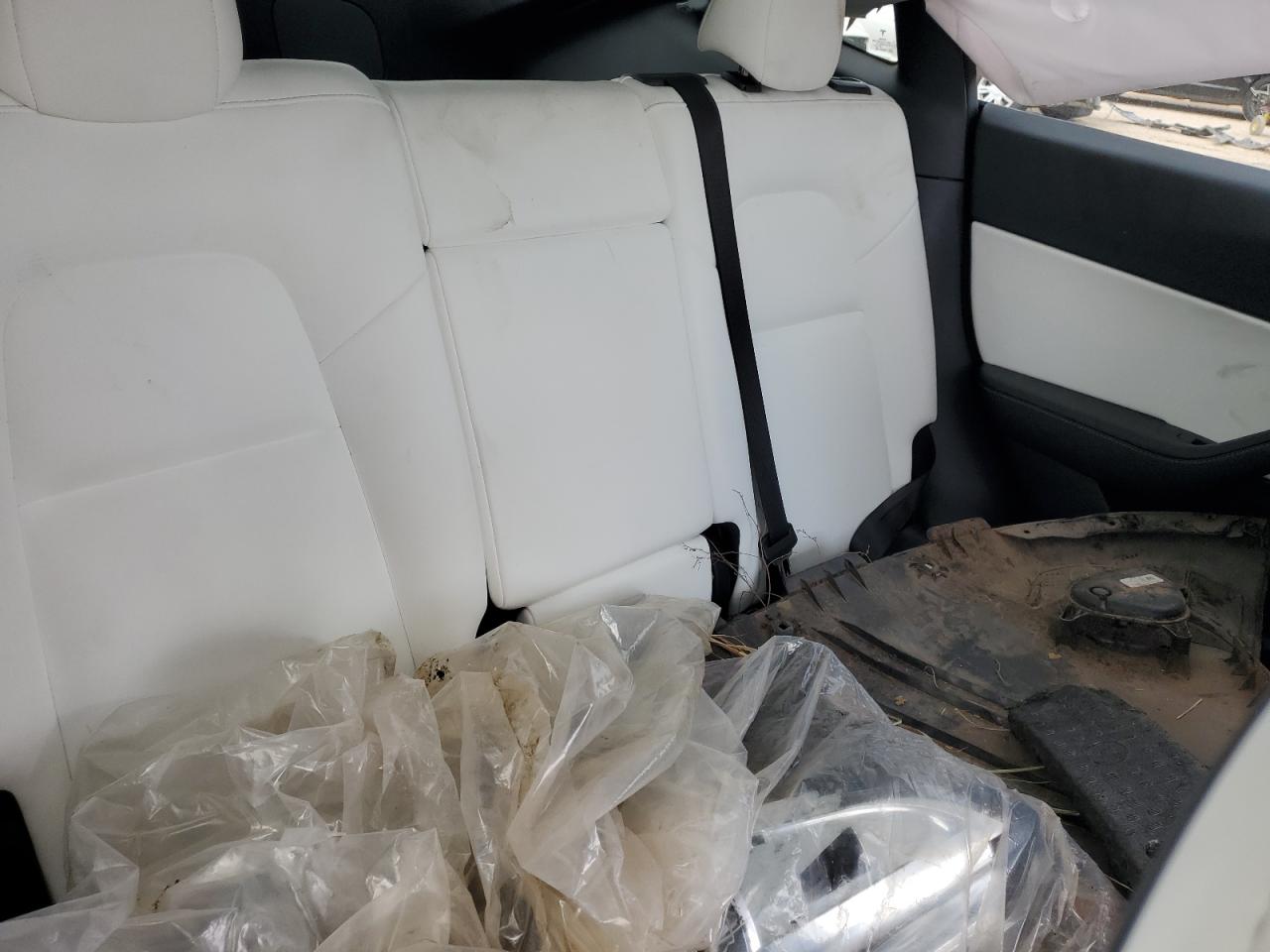 2022 TESLA MODEL Y  VIN:7SAYGDEF8NF373883