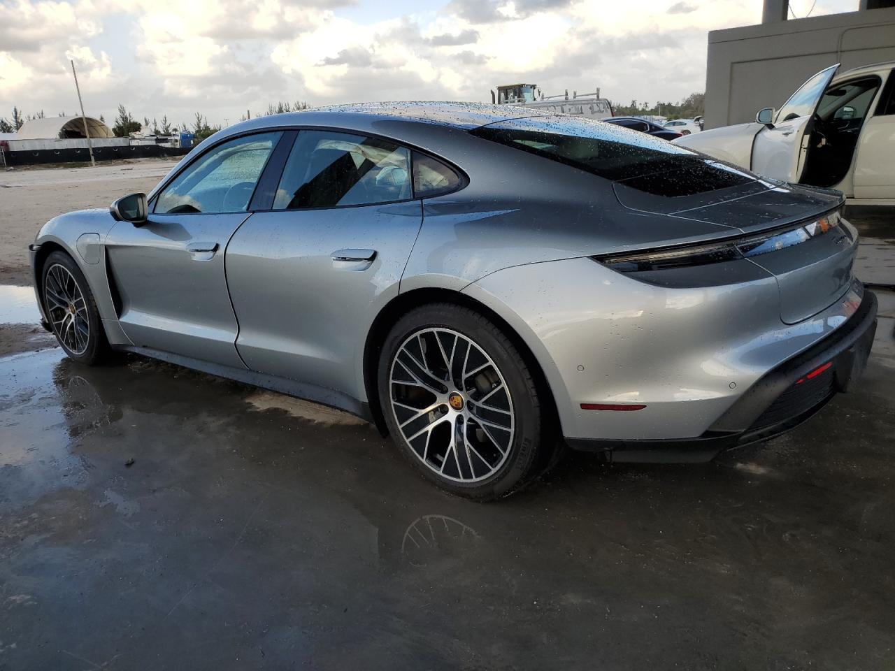 2023 PORSCHE TAYCAN  VIN:WP0AA2Y15PSA15170