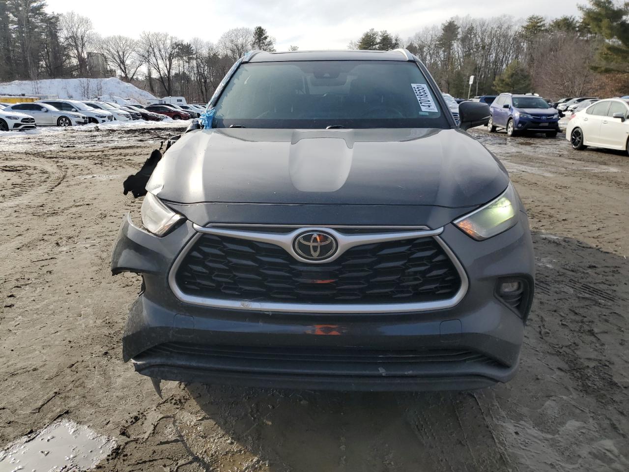 2022 TOYOTA HIGHLANDER XLE VIN:5TDGZRAH3NS111837