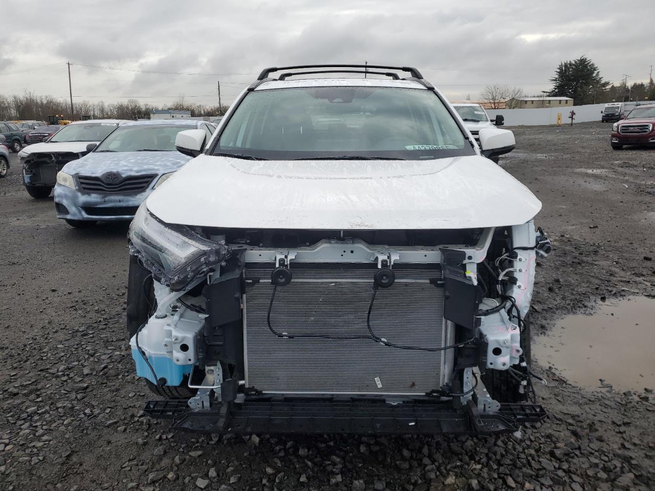 2024 TOYOTA RAV4 XLE VIN:2T3P1RFV0RC475872