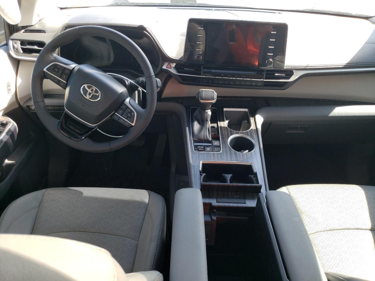 2022 TOYOTA SIENNA LIMITED VIN:5TDZRKEC6NS088665