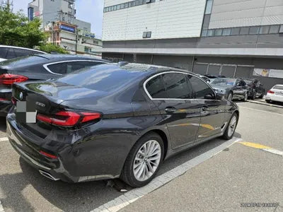 2022 BMW 530 VIN: