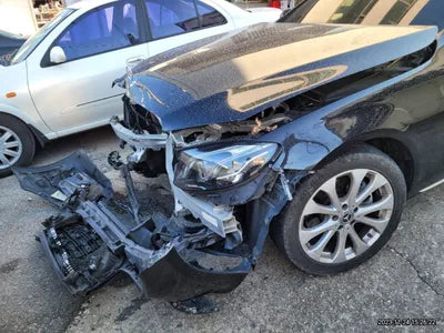 2017 Mercedes-Benz E 220 VIN: